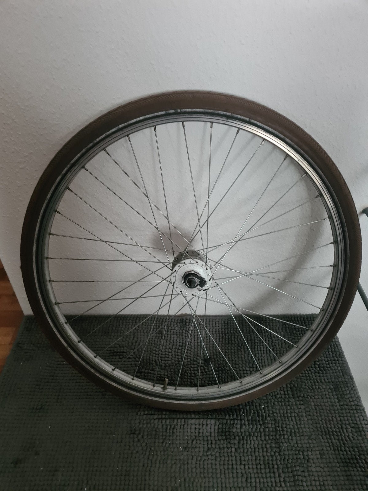 Shimano Voorwiel met Naafdynamo en Continental Band, Gebruikt, Elektrische fiets, Aluminium, Shimano