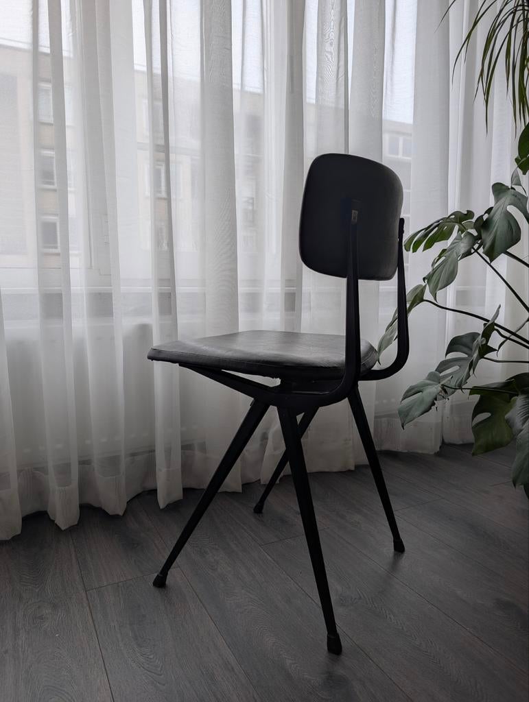 Result stoel Friso Kramer & Wim Rietveld Ahrend de Cirkel, Ophalen of Verzenden