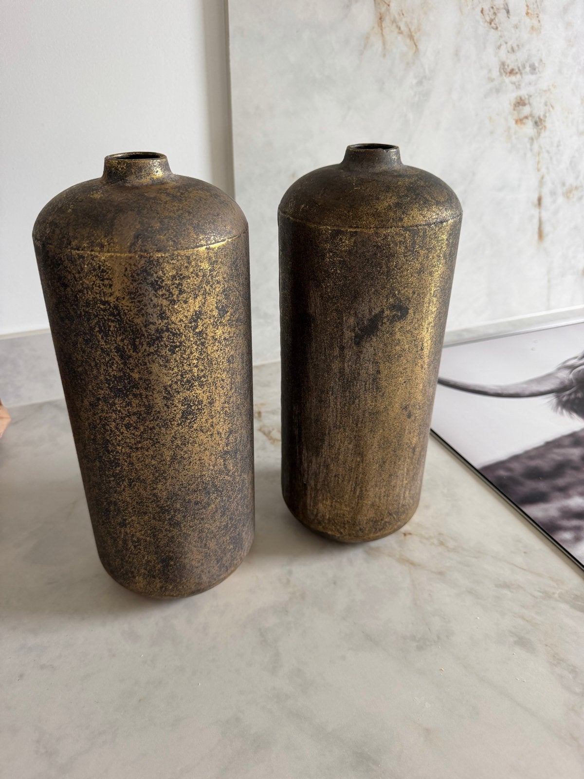 2 Mooie Vazen voor Pluimen of Kunstbloemen - Antiek Goud, Ophalen of Verzenden