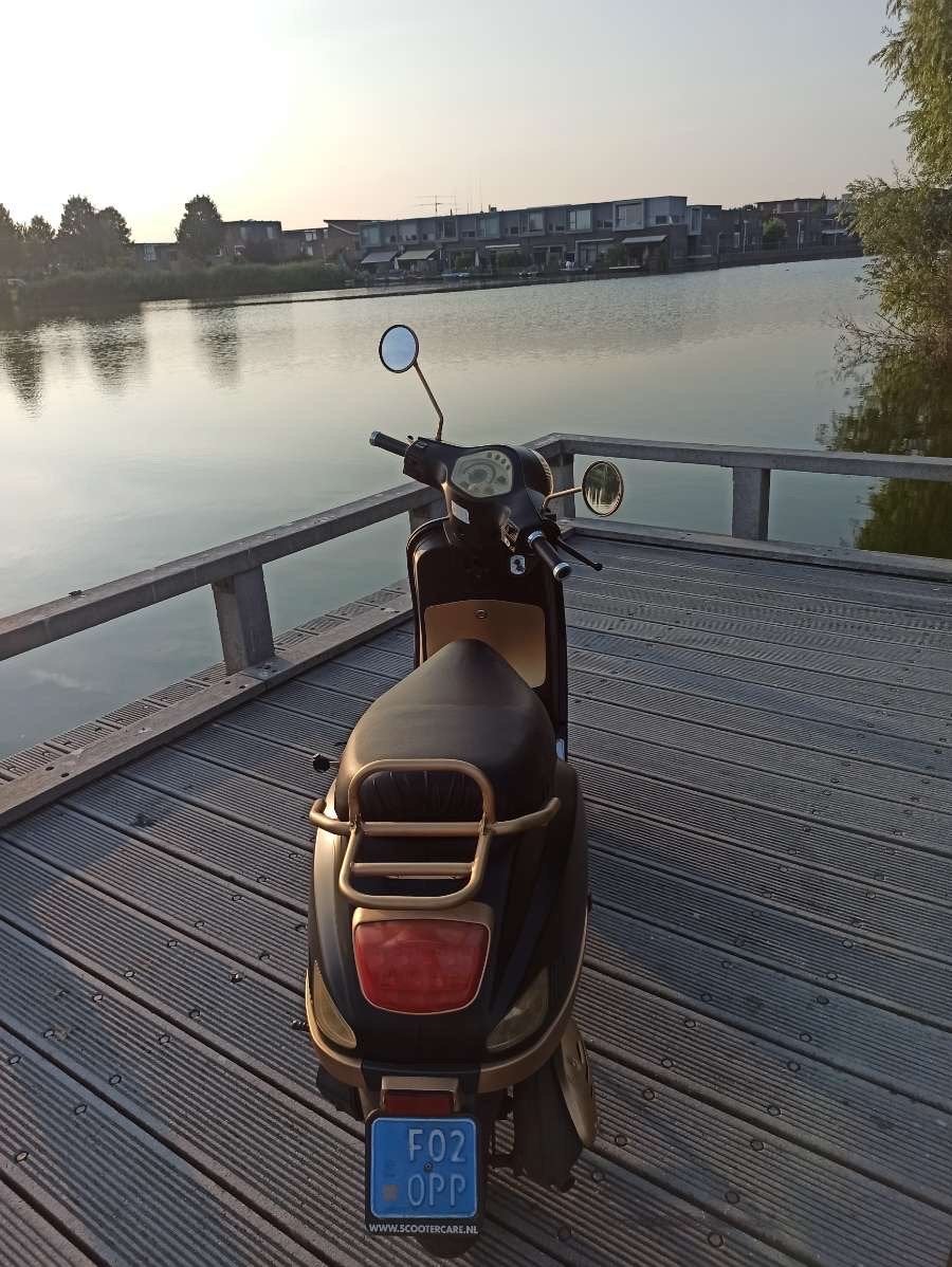 Rl50 Scooter - Zwart/Goud, Ophalen, Gebruikt, Overige merken