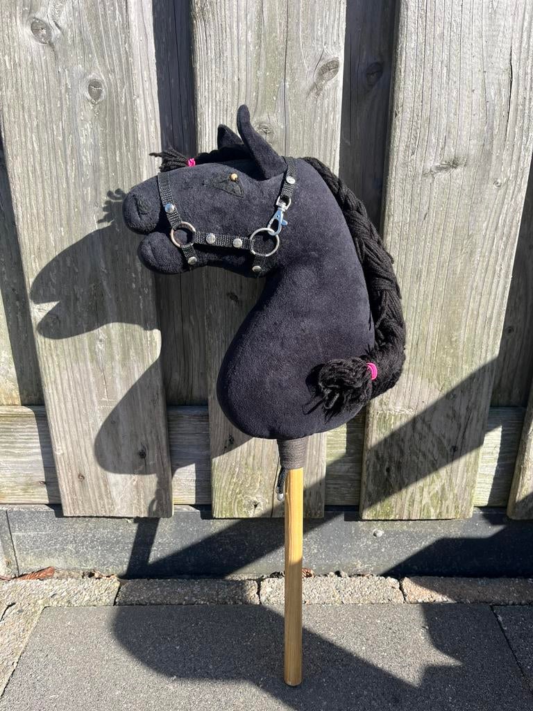 Hobby horse, Verzenden, Zo goed als nieuw