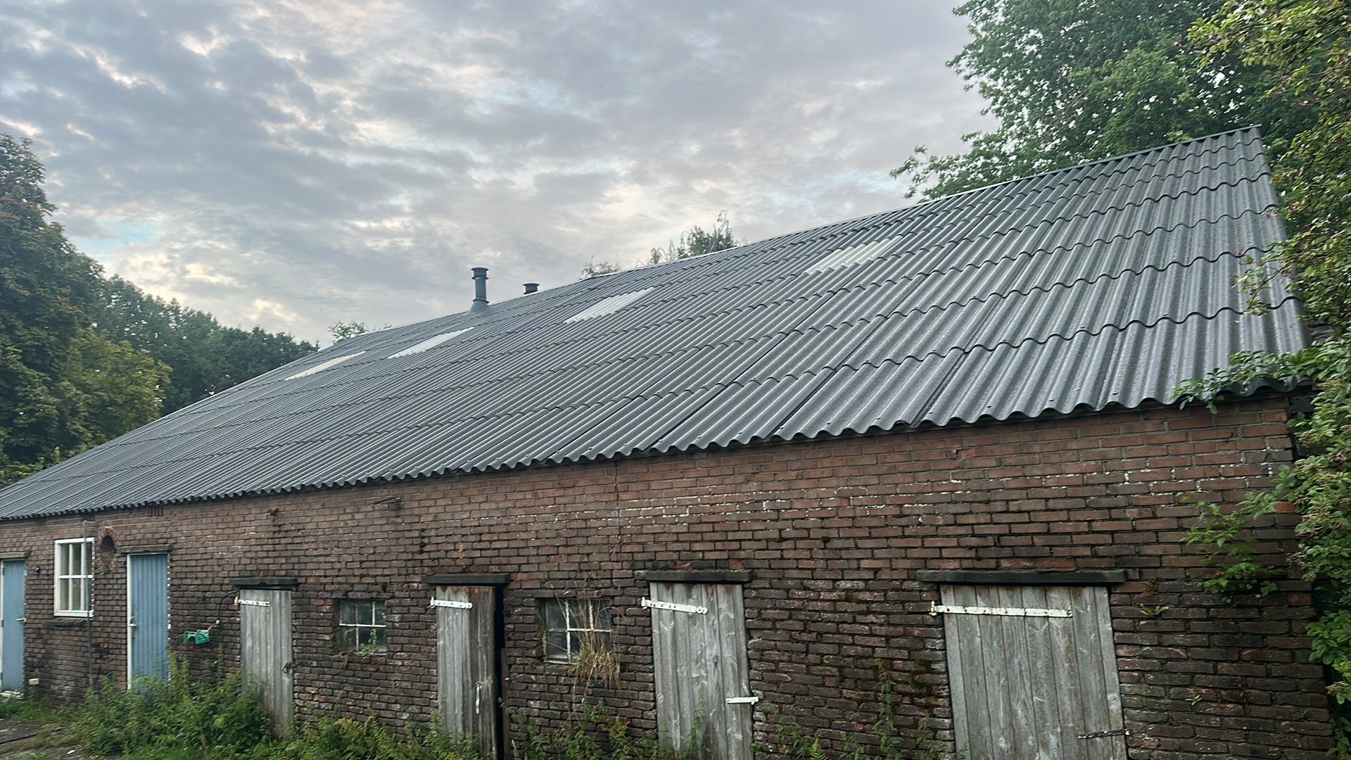 eternit golfplaten ca 150 stuks waarvan 6 transparante, Ophalen, Gebruikt, Overige materialen