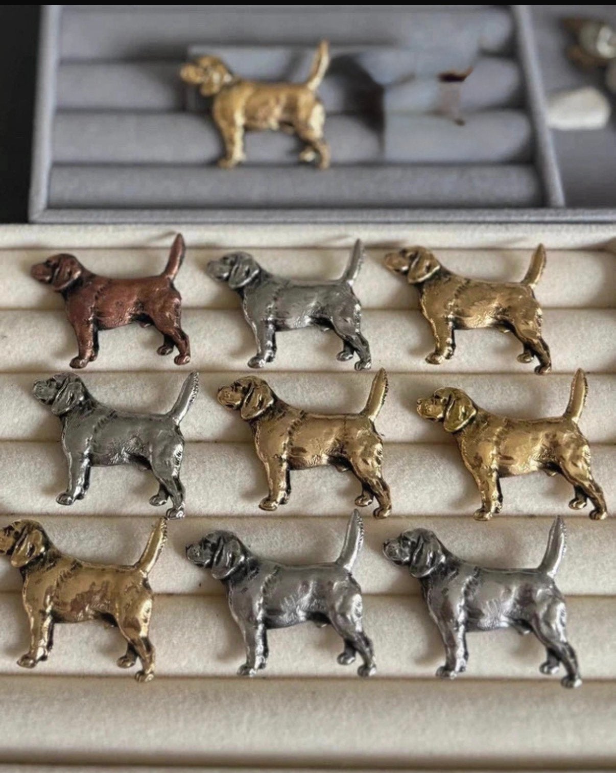 Beagle speldjes, Ophalen of Verzenden, Zo goed als nieuw, Zilver, Overige materialen