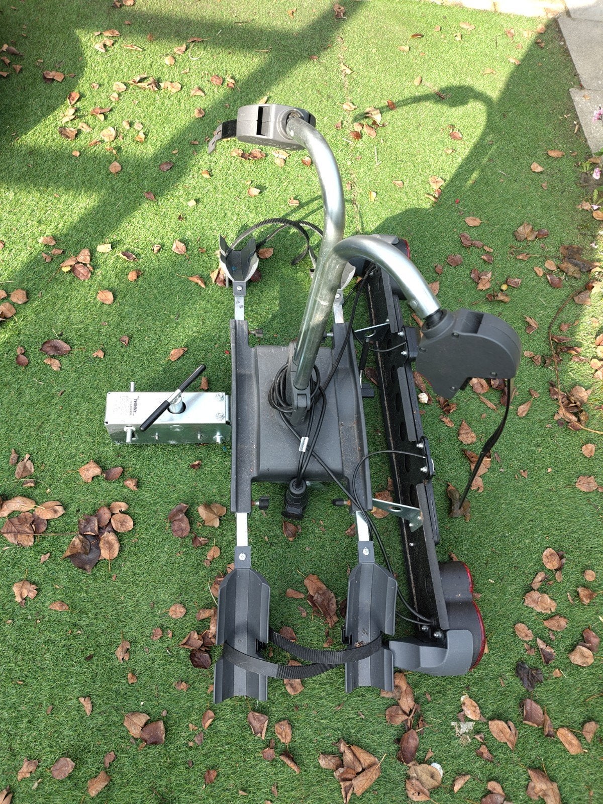 Twinny Load e-Carrier trekhaak fietsendrager, Auto diversen, Ophalen, Gebruikt, Brede banden, 2 fietsen