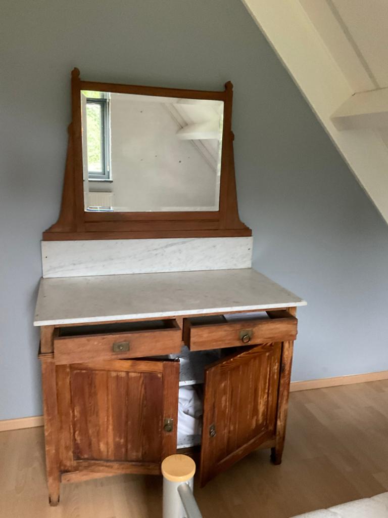 Antieke wastafel met marmeren blad en spiegel, Antiek en Kunst, Ophalen