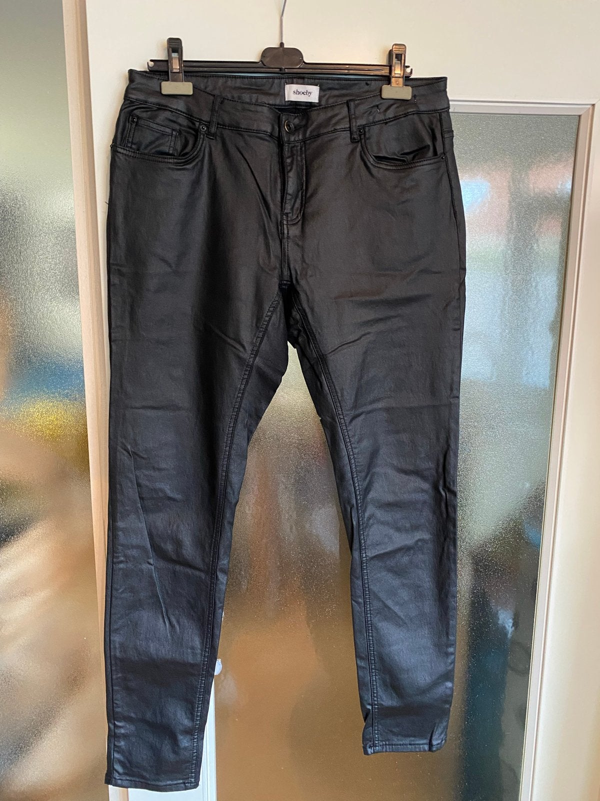 Nieuwe Shoeby Coated Broek Skinny Fit Maat XXL Gitzwart, Ophalen of Verzenden, Nieuw, Maat 46/48 (XL) of groter, Zwart