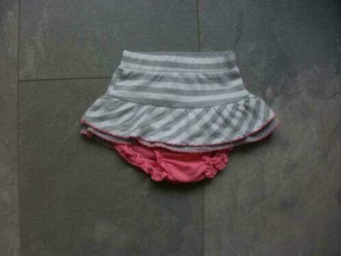 Rokje met broekje van Dirkje, maat 62 (qwe, Kinderen en Baby's, Babykleding | Maat 62, Meisje, Jurkje of Rokje, Dirkje, Ophalen of Verzenden