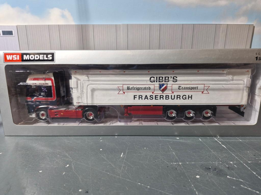 Daf XF met koeltrailer wsi van  GIBB'S