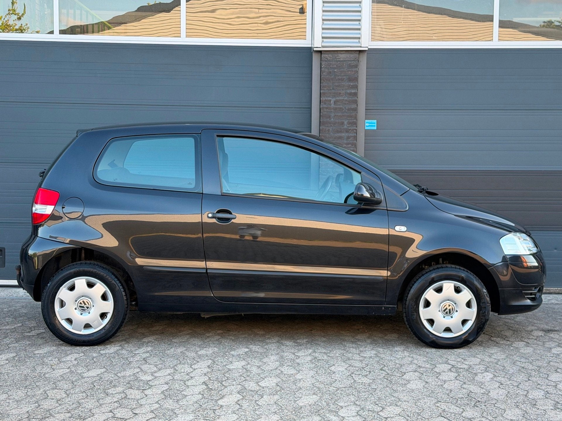 Volkswagen Fox 1.2 Trendline APK NAP, Auto's, Stof, Zwart, 4 stoelen, 1198 cc