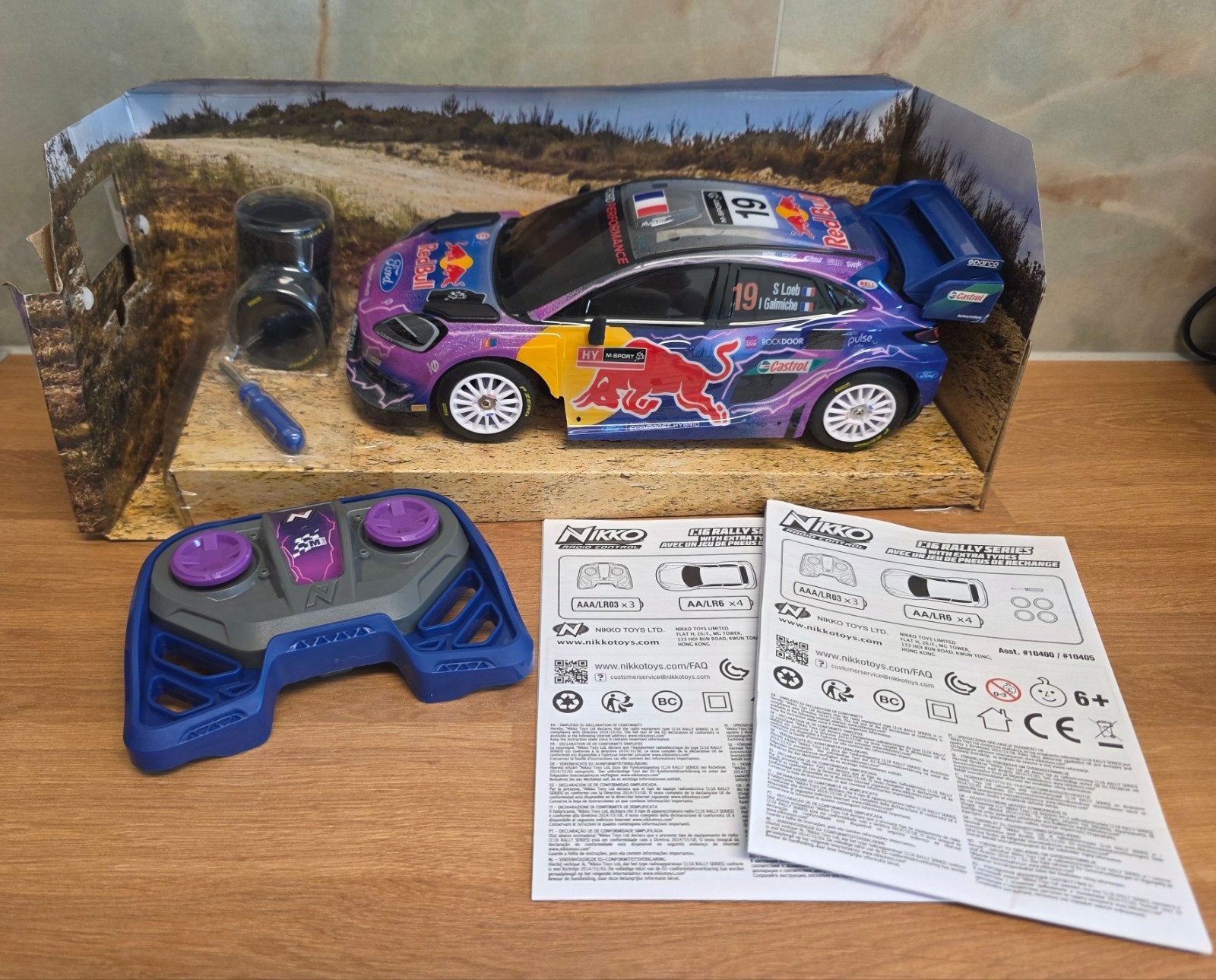 Nikko RC Rally Auto Ford Puma Hybrid 1:16, Hobby en Vrije tijd, Elektro, Auto offroad, Nieuw, Ophalen of Verzenden