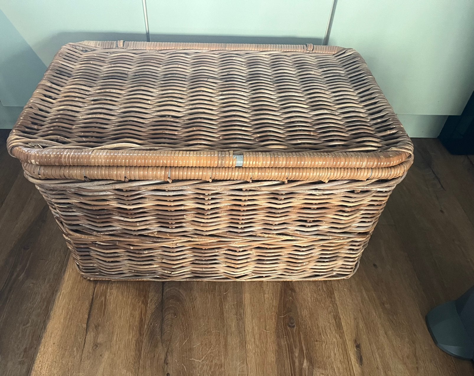 Groten rieten mand, Huis en Inrichting, Ophalen, Gebruikt, Mand, Riet