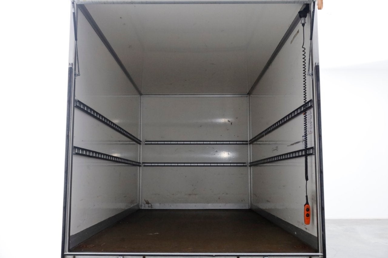 Ford Transit 350 2.0 TDCI 130pk Trend Bakwagen met laadklep, Voorwielaandrijving, Dealer onderhouden, LED verlichting, 4 cilinders