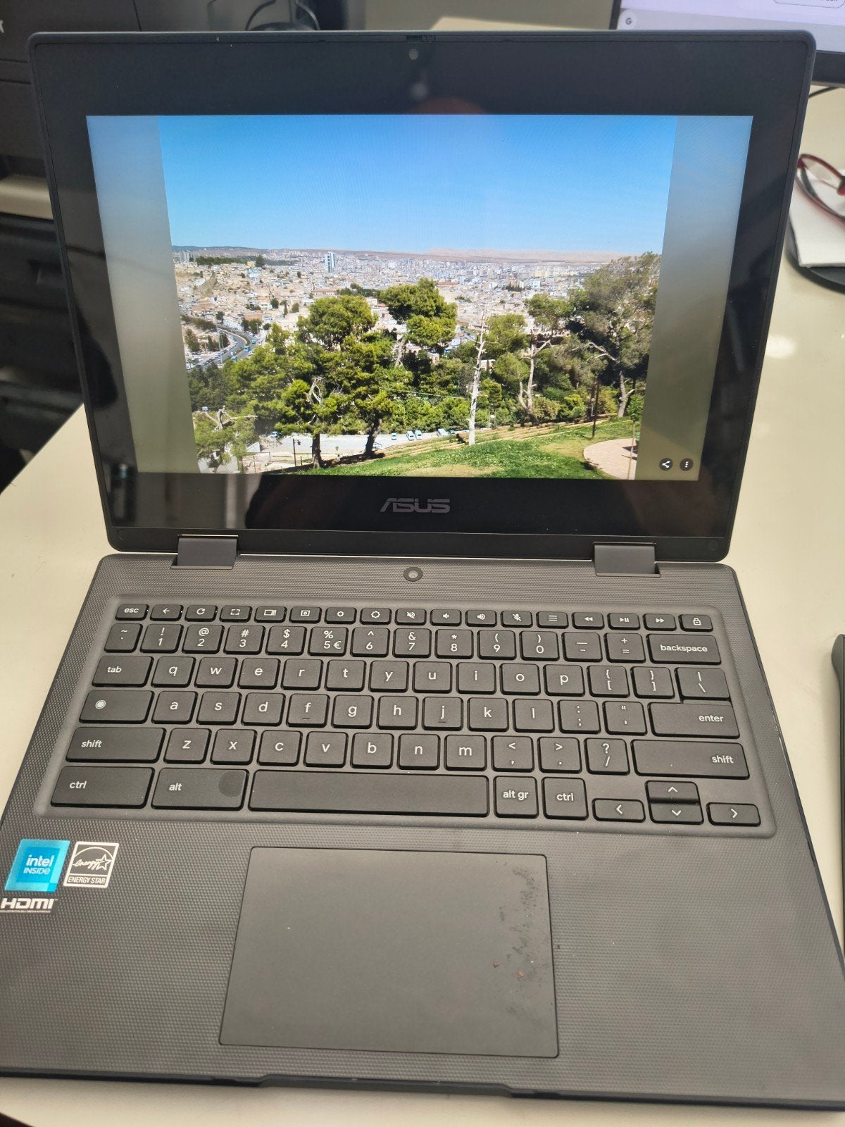 Asus Chromebook CR 11 Flip in nieuwstaat, 4 GB of minder, Qwerty, Asus Chromebook, Touchscreen