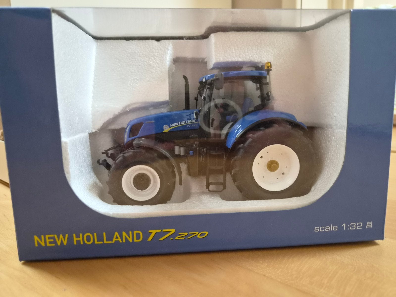 ROS New Holland T7.270 schaalmodel 1:32, Hobby en Vrije tijd, Ophalen of Verzenden, Zo goed als nieuw, Tractor of Landbouw, Overige merken