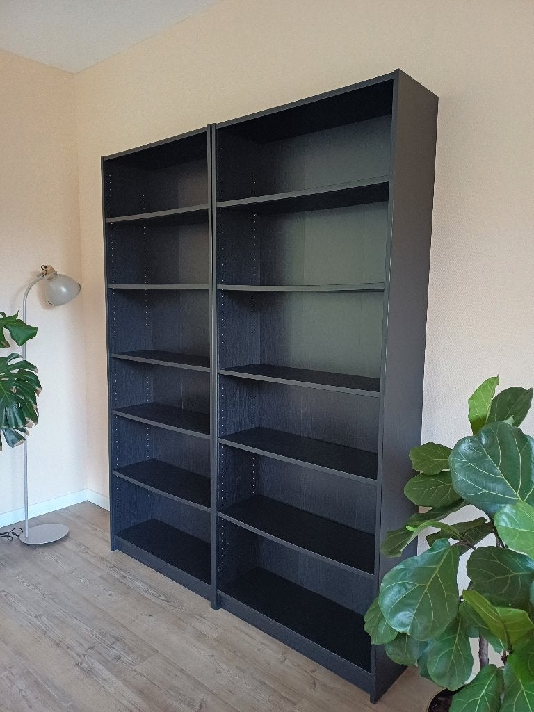 Foto 3 van Ikea billy boekenkasten zwart