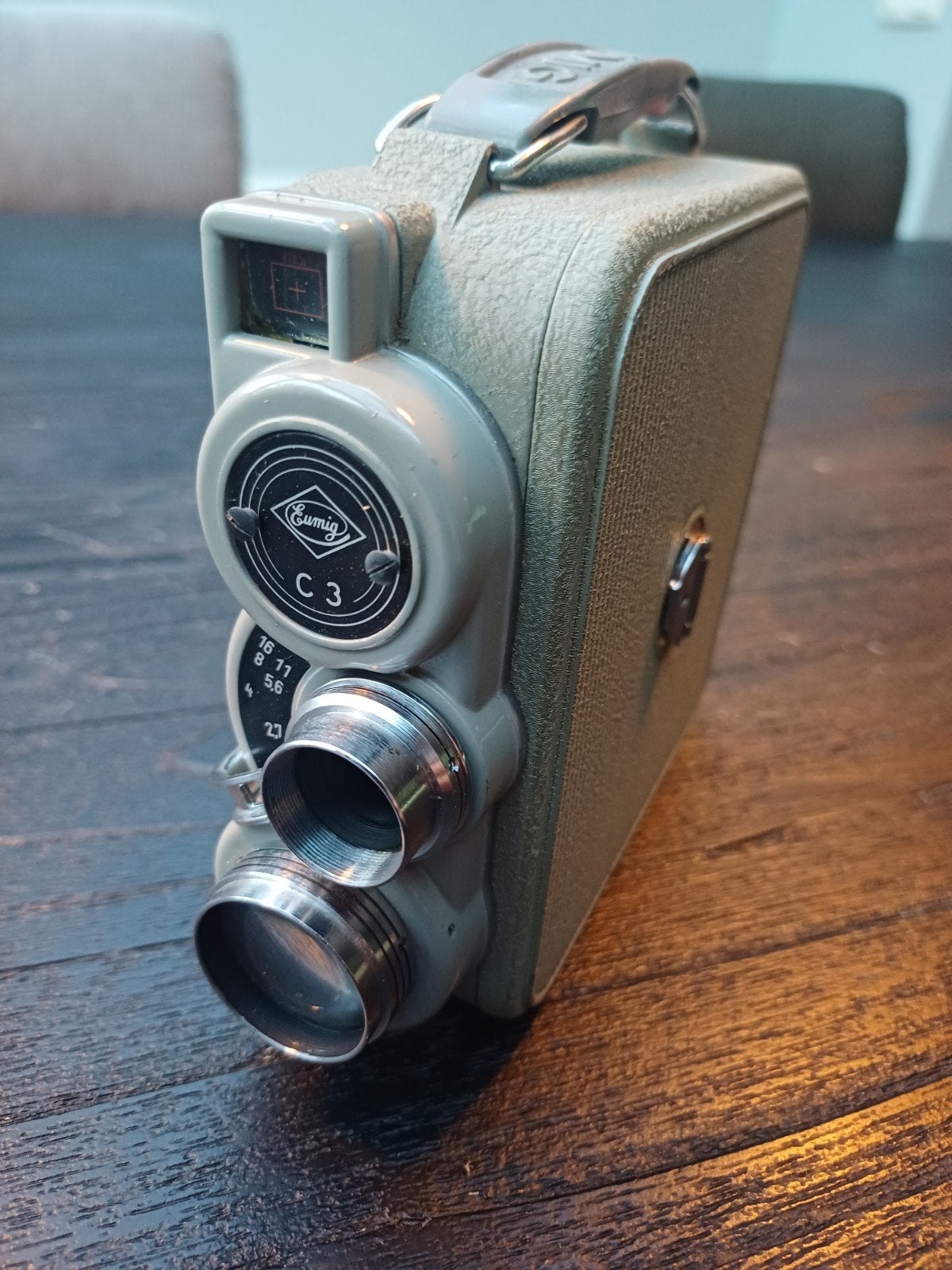 Vintage Eumig C3 filmcamera met lederen tas, Ophalen of Verzenden, 8mm, Camera