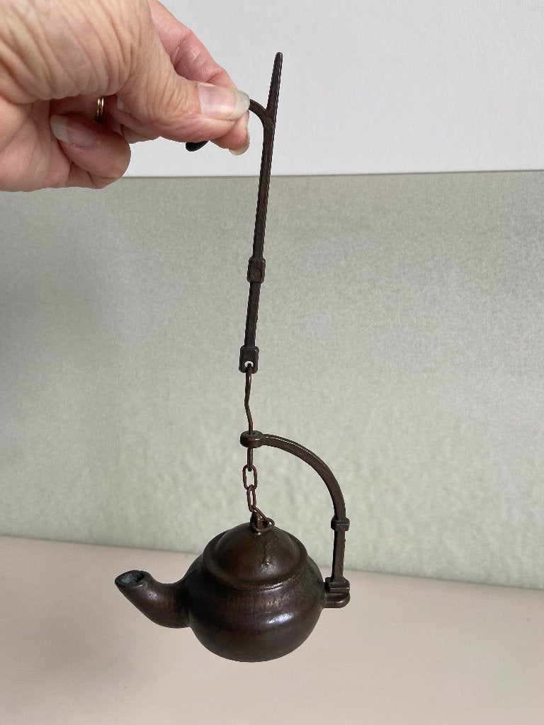 Antiek bronzen? Olielampje, Ophalen of Verzenden