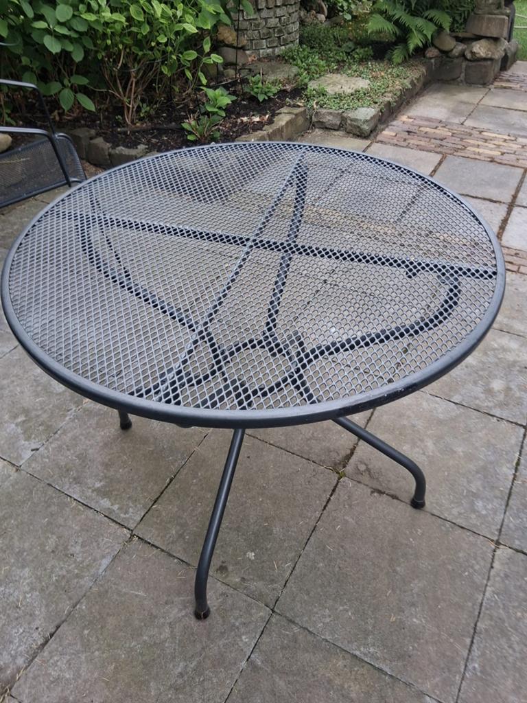 Tuintafel, Tuin en Terras, Ophalen, Zo goed als nieuw, Rond, Metaal