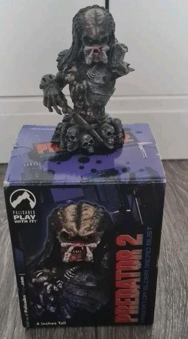 Predator Elder Micro Bust Limited Edition #1211/2000, Verzamelen, Ophalen of Verzenden, Zo goed als nieuw