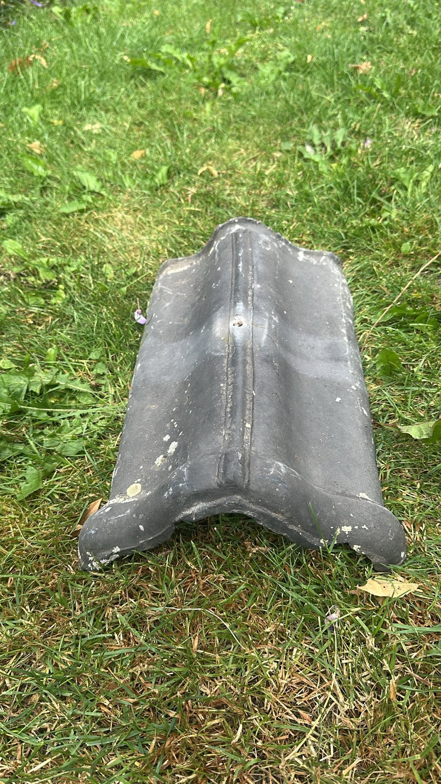 25 goede ezelsruggen nokvorsten, Doe-het-zelf en Verbouw, Dakpannen en Dakbedekking, Gebruikt, Steen of Klei, Zwart, Ophalen of Verzenden