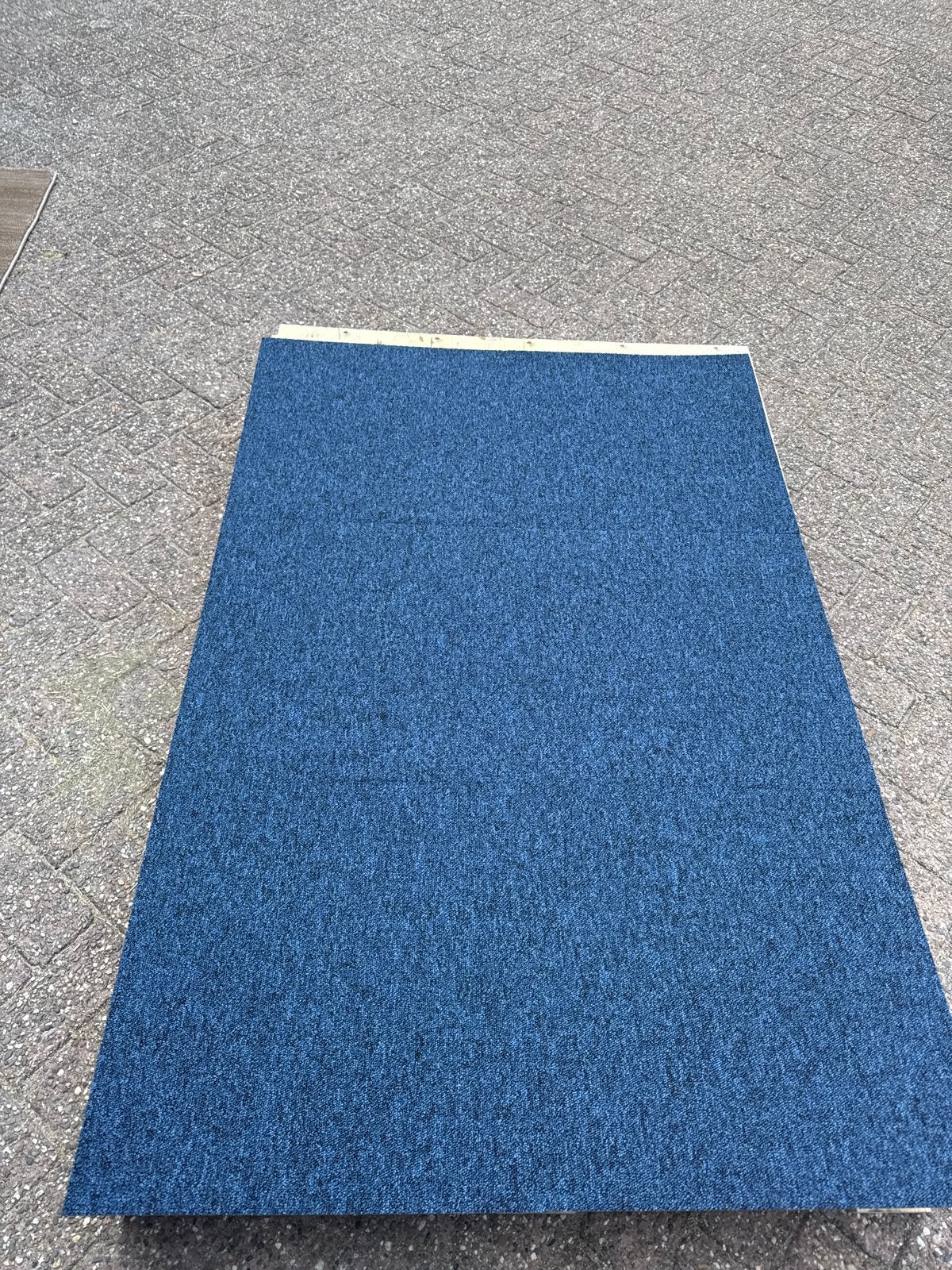 Partij Desso Stratos Tapijttegels - Blauw (50x50 cm), Huis en Inrichting, Ophalen, Blauw, Vierkant, Nieuw