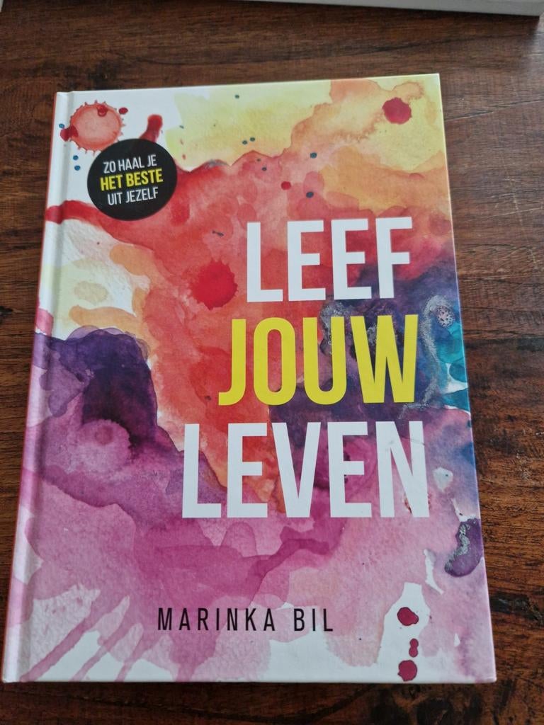 Marinka Bil - Leef Jouw Leven, Boeken, Marinka Bil, Ophalen of Verzenden, Zo goed als nieuw, Mode algemeen