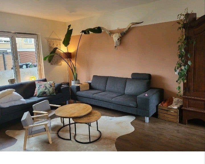 2 Leolux banken, Gebruikt, 75 tot 100 cm, Ophalen of Verzenden, Rechte bank