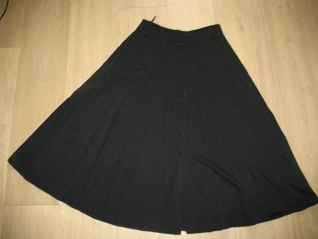 Zwarte Lange A-lijn rok met knoopsluiting Vintage, Kleding | Dames, Ophalen, Zwart, Zo goed als nieuw, Maat 36 (S)