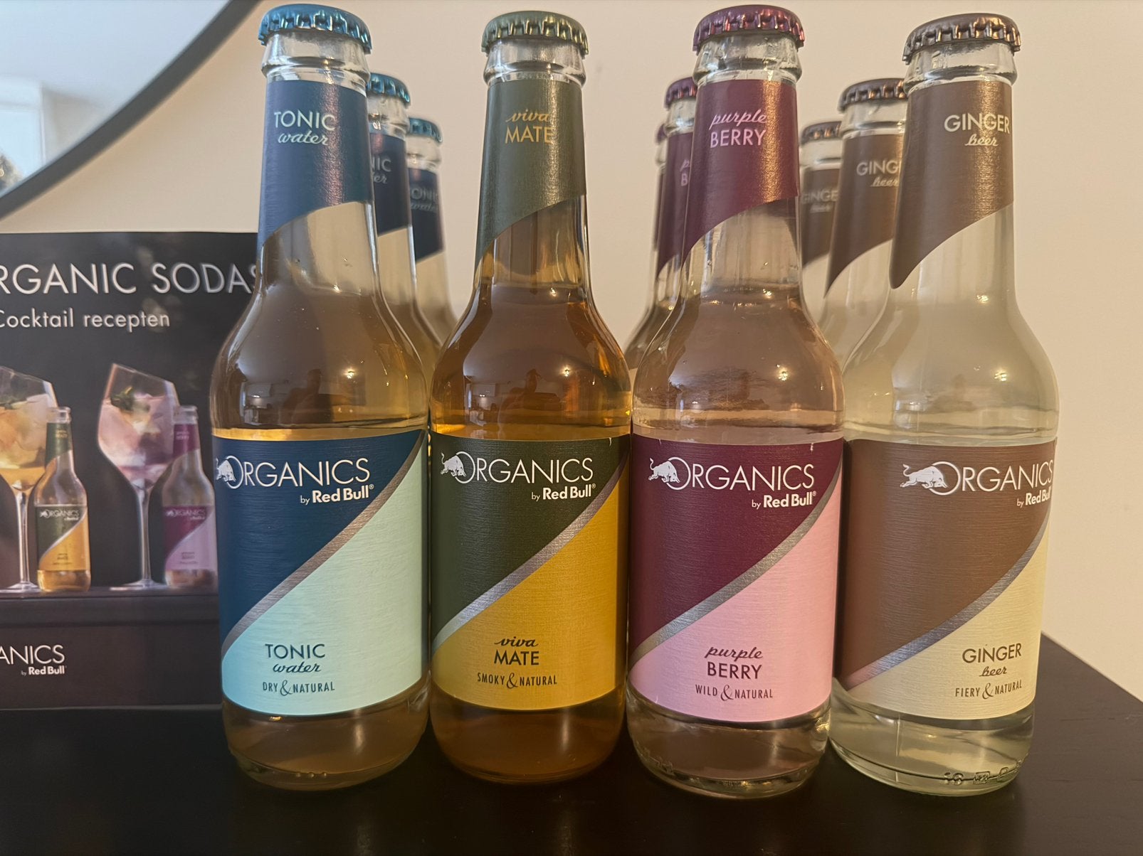 Collectorsitem Red Bull Organics met boekje, Diversen, Levensmiddelen, Verzenden