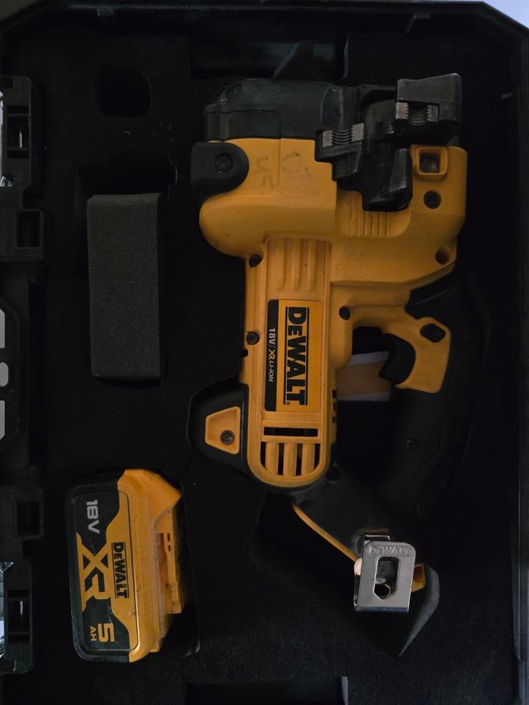 DeWalt DCS350NT 18V XR Draadeindknipper, Ophalen of Verzenden, Zo goed als nieuw