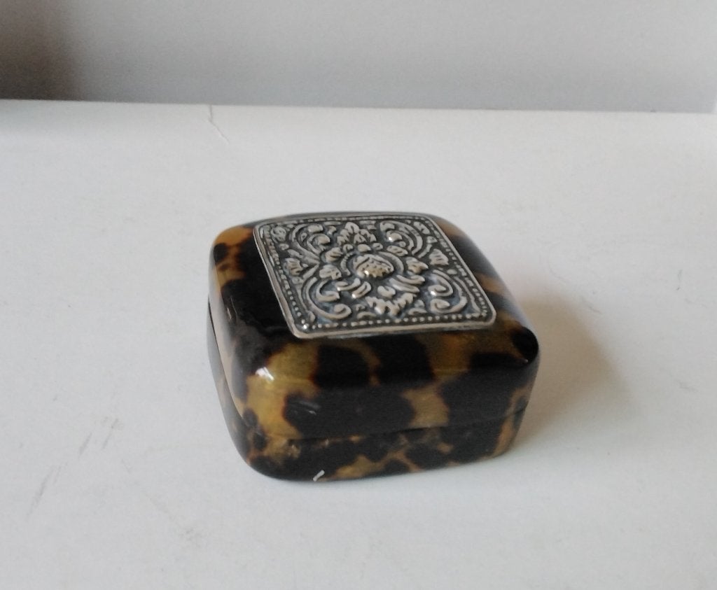 Antiek Djokja schildpad doosje, Verzenden, Zilver