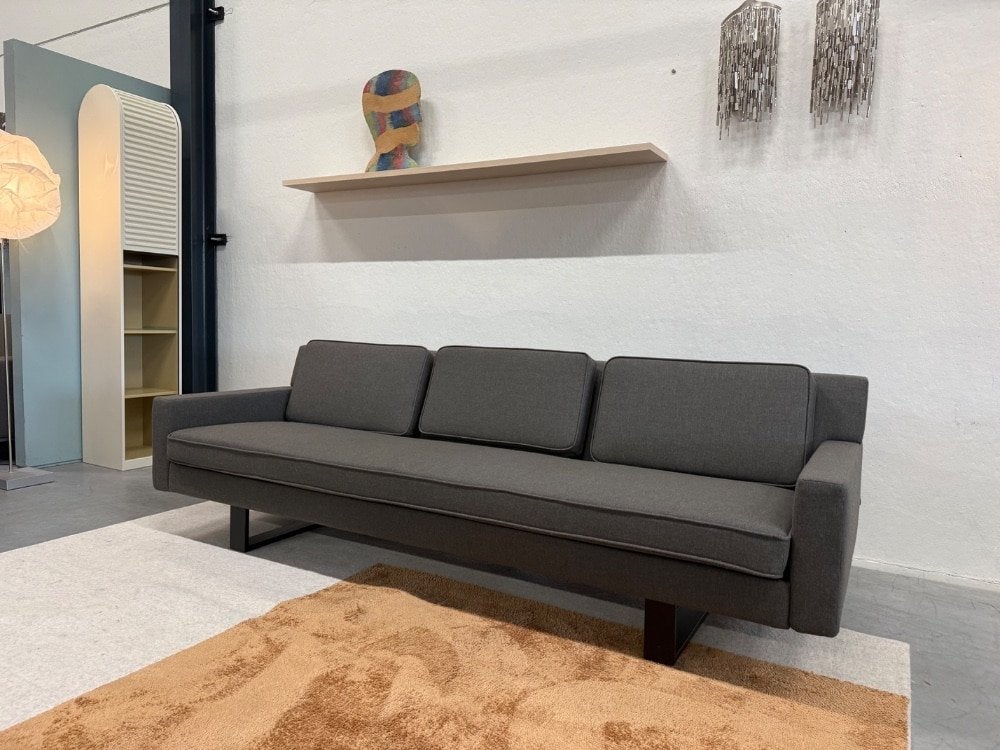 Nieuw Gelderland 7850 3 Zits Bank grijs stof Design 240, Huis en Inrichting, Ophalen of Verzenden, Rechte bank, Info@gelderlanddesign.com