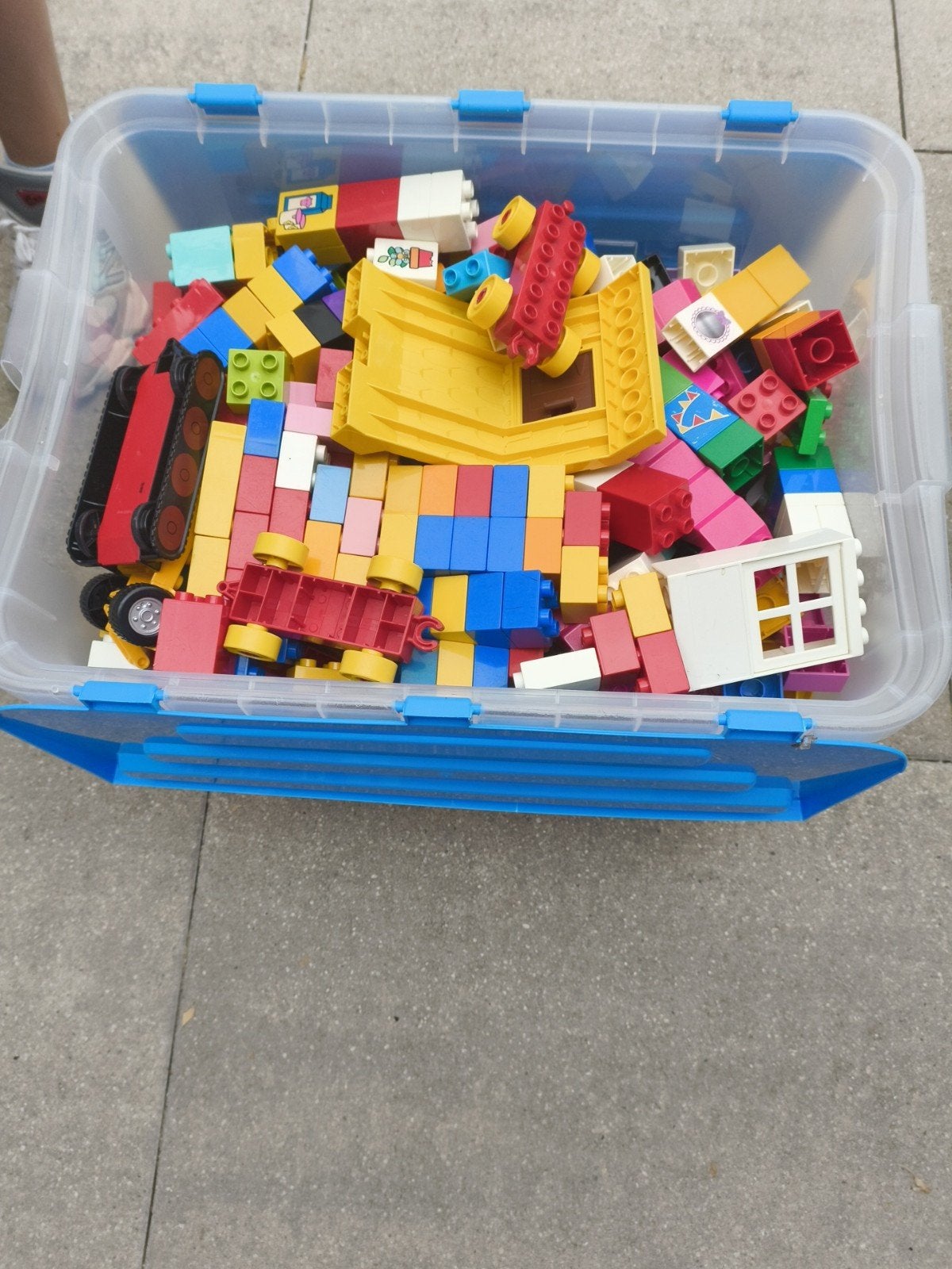 Grote doos vol diverse Duplo blokken, Ophalen, Gebruikt, Losse stenen, Duplo