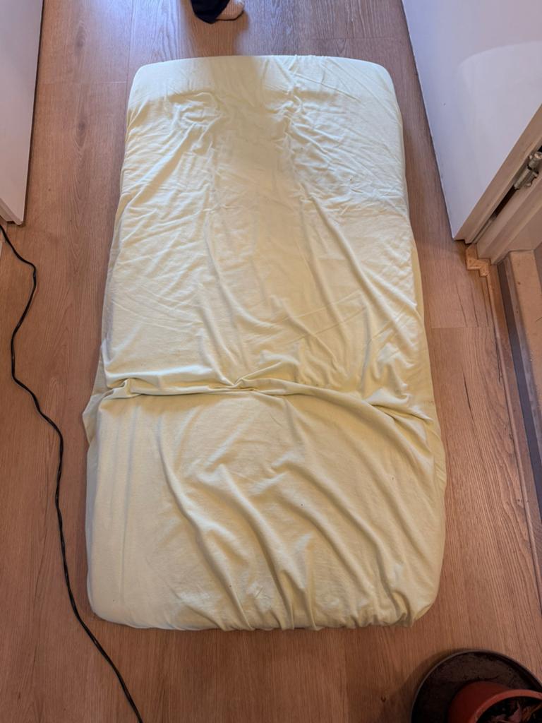 Kinder / baby  matrasje perfect voor campingbedje, Huis en Inrichting, Slaapkamer | Matrassen en Bedbodems, Ophalen, Eenpersoons