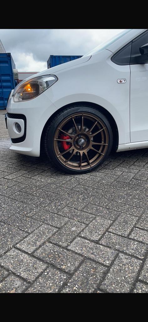 OZ Racing Ultraleggera velgen met Falken banden, Banden en Velgen, 17 inch, Ophalen of Verzenden, Zomerbanden