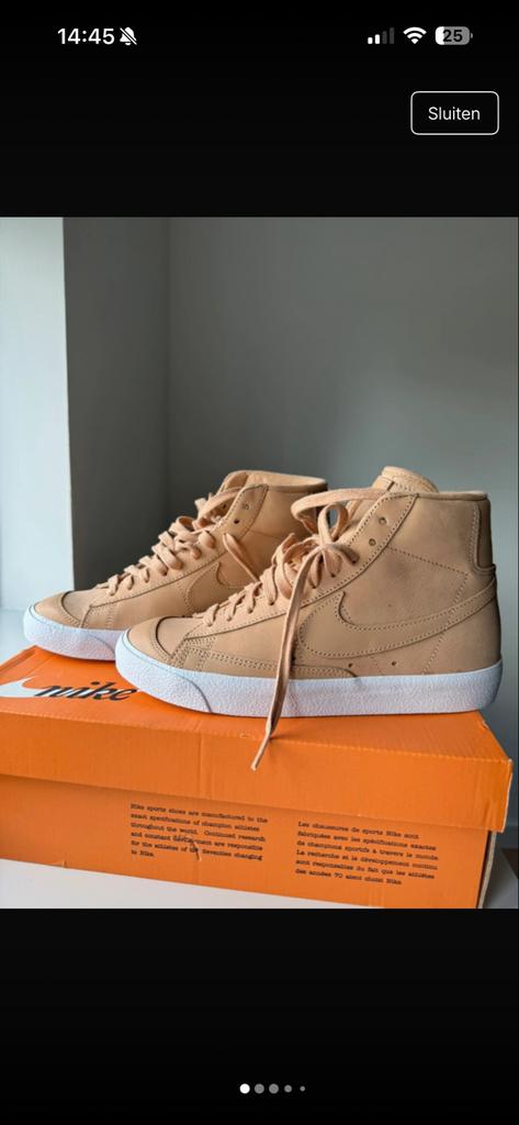 Nike Blazer Mid '77 sneakers, Ophalen of Verzenden, Zo goed als nieuw, Bruin, Sneakers of Gympen