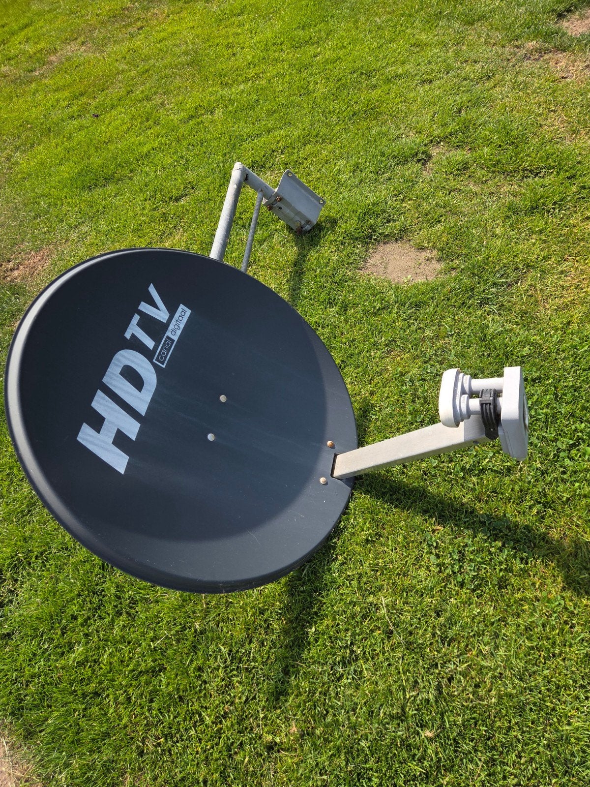 Schotelantenne HD tv 60 cm doorsnede, Ophalen, Overige merken