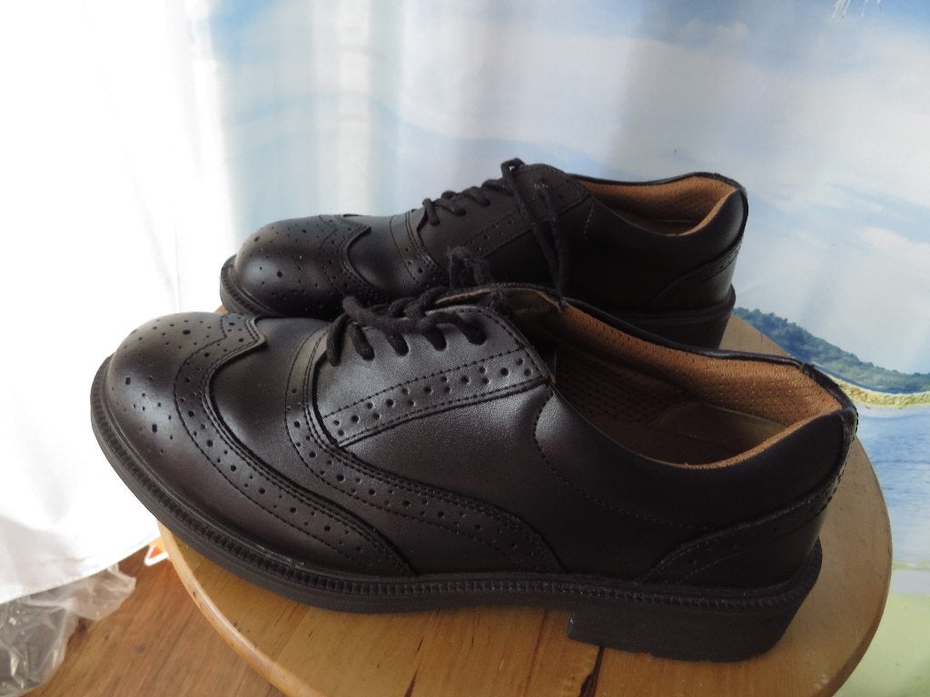 city knights safety shoes black brogus mt 44, Zwart, Ophalen of Verzenden, City knights, Werkschoenen