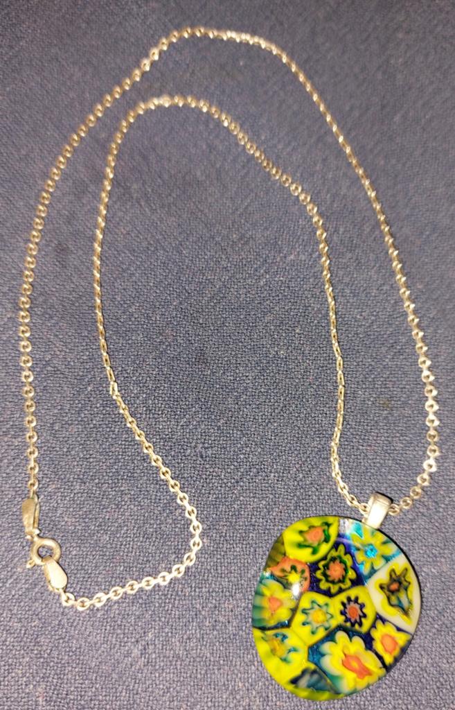 Zilveren ketting met handgemaakte hanger van glas., Ophalen of Verzenden, Nieuw, Zilver, Zilver