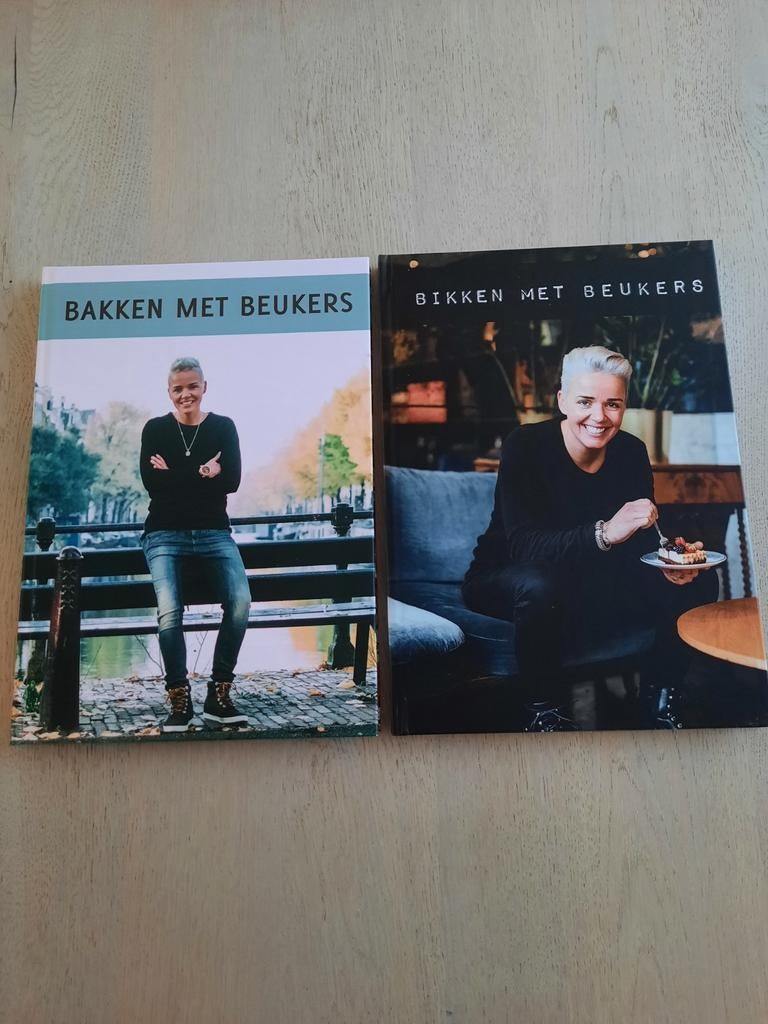 Bakken met Beukers EN Bikken met Beukers - Lot Beukers, Boeken, Ophalen of Verzenden, Zo goed als nieuw, Gezond koken