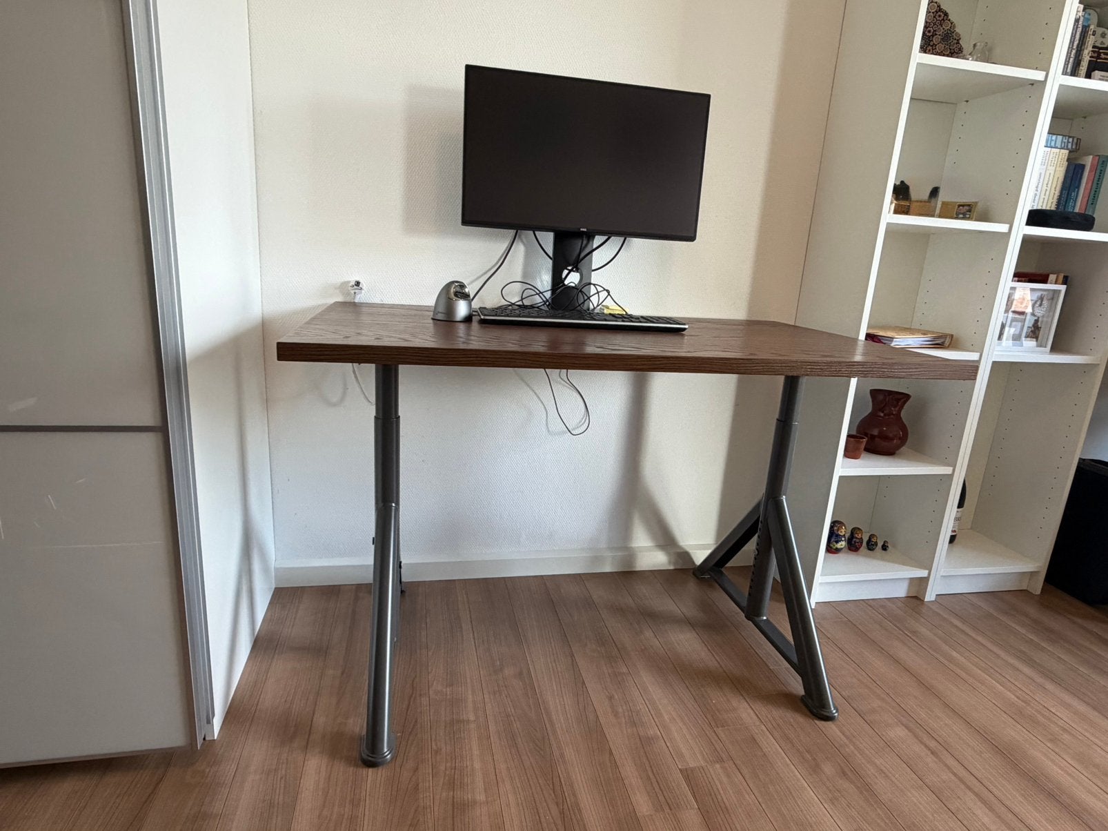 Idåsen bureau bruin/donkergrijs 120x70cm, Overige typen, Gebruikt, Metaal, Bruin