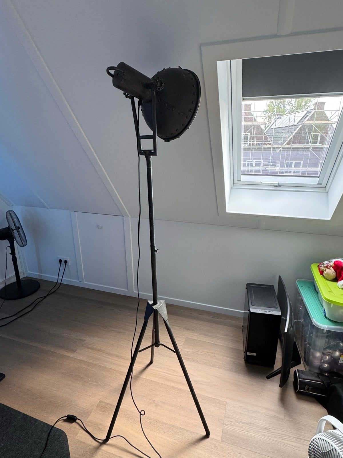 Industriële Vloerlamp - Studio Spot Design, Huis en Inrichting, Ophalen, Gebruikt, E27 (groot), Metaal