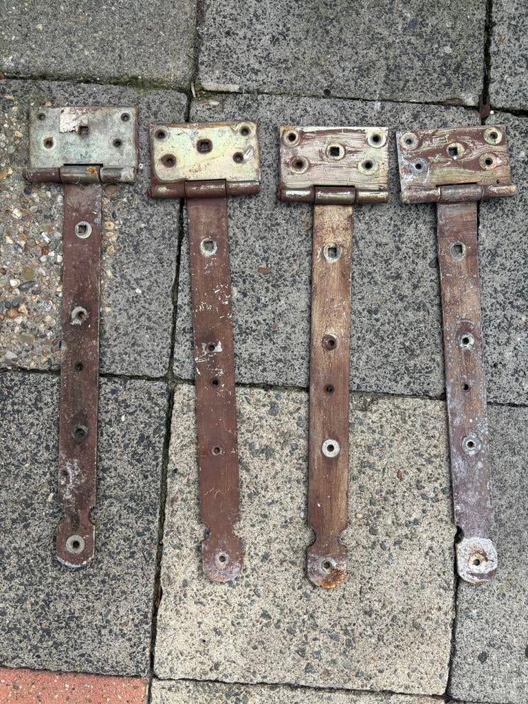 Zware poort of deur scharnieren, Ophalen of Verzenden, Gebruikt, IJzer, Scharnier