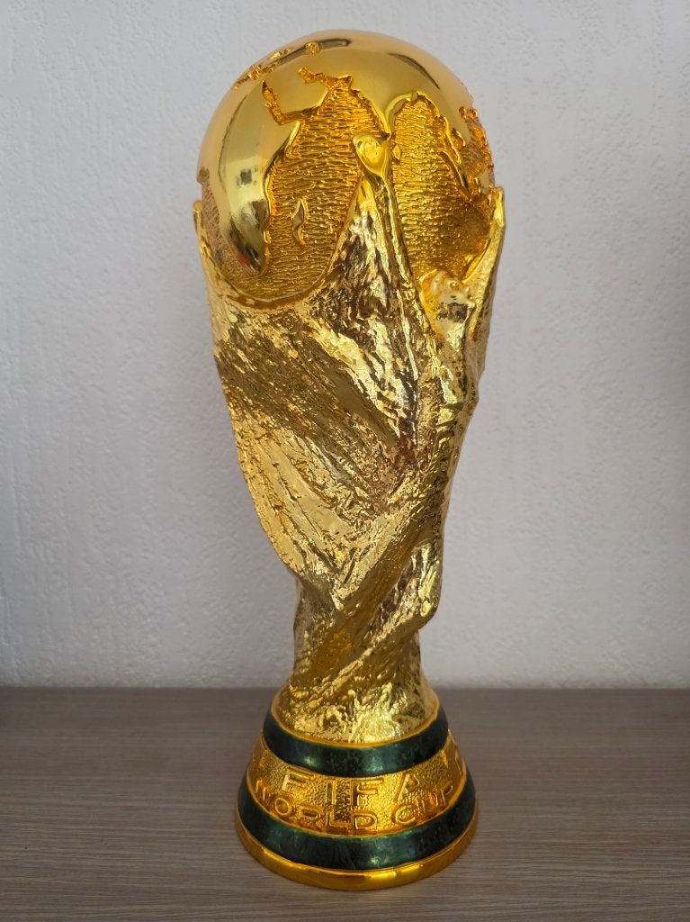 FIFA Wereldkampioenschap 2026 trofee inclusief Spanje 36,8, Sport en Fitness, Groter dan maat XL, Ophalen of Verzenden, Nieuw
