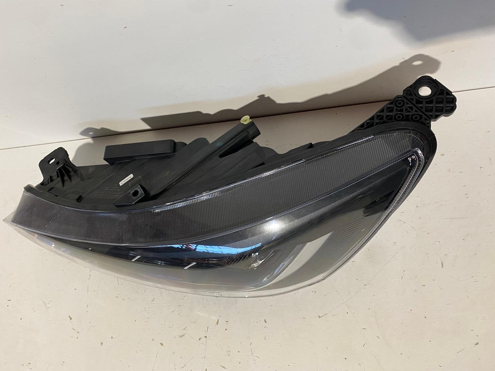 Ford Focus IV LED Linker koplamp links NX7B-13E015-CD, Ophalen of Verzenden, Gebruikt