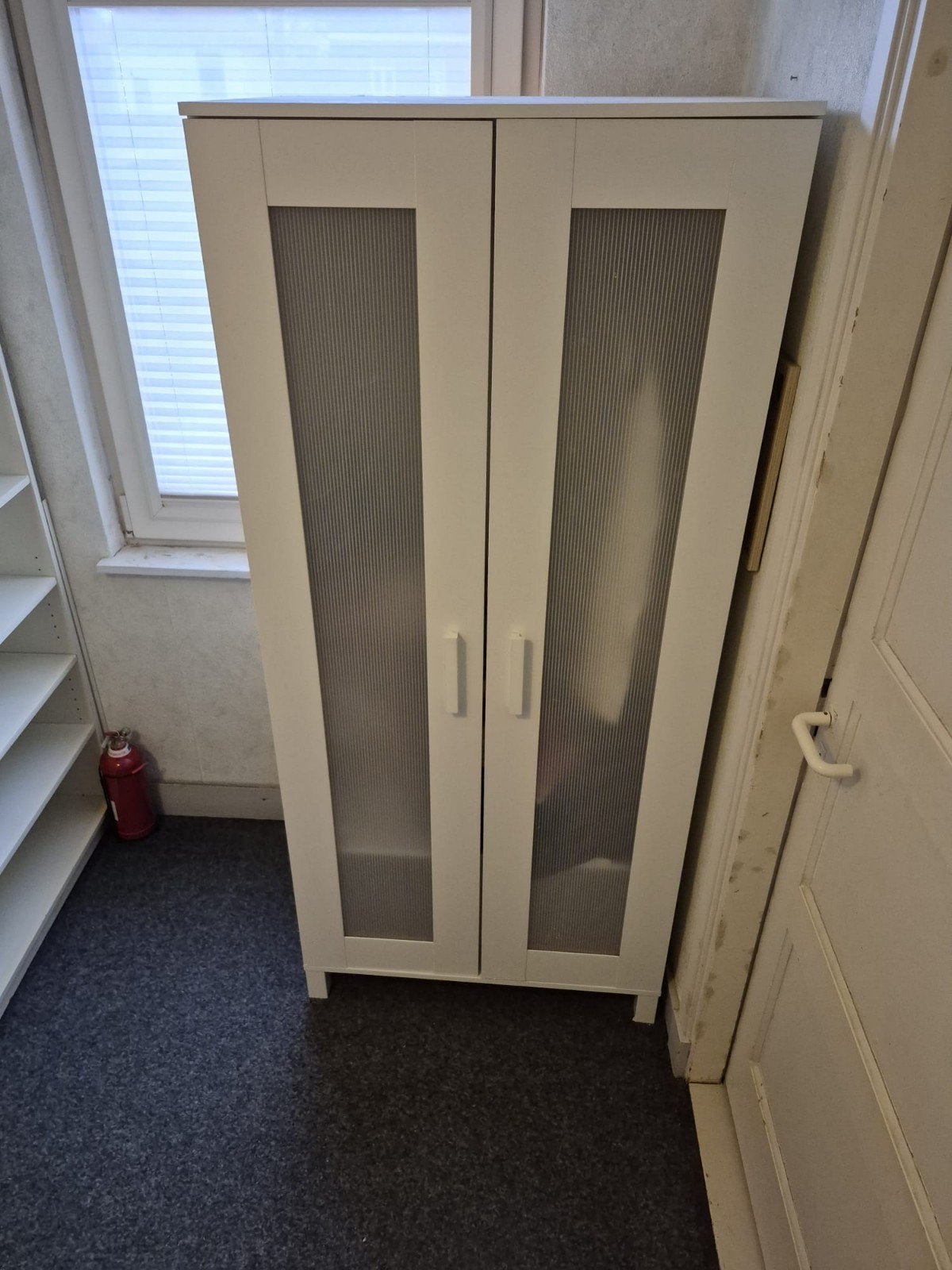 Gratis Aneboda kast, Ophalen