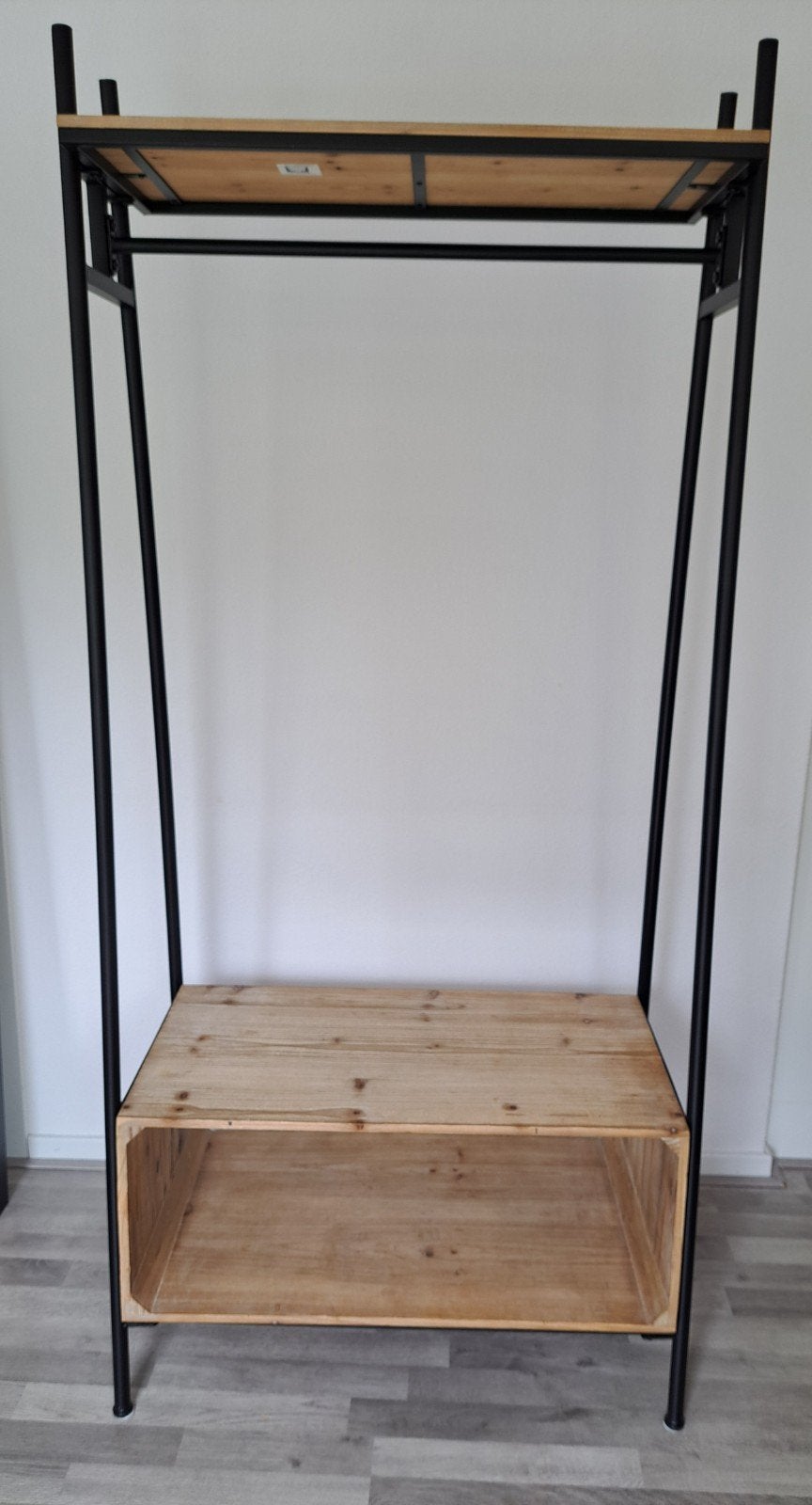 Stoere industriële kapstok met houten vak, Huis en Inrichting, Woonaccessoires | Kapstokken, Ophalen, Zo goed als nieuw, Staande kapstok