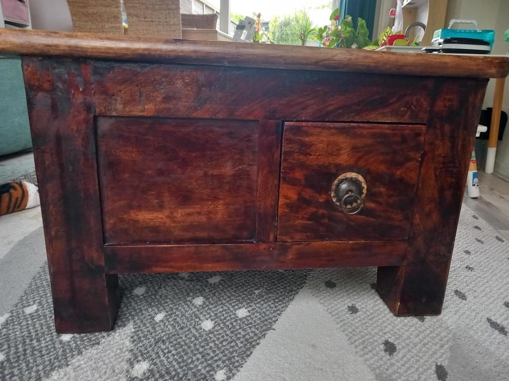 Prachtig echt koloniale salontafel, Huis en Inrichting, Tafels | Salontafels, Ophalen, 100 tot 150 cm, 50 tot 100 cm, Zo goed als nieuw