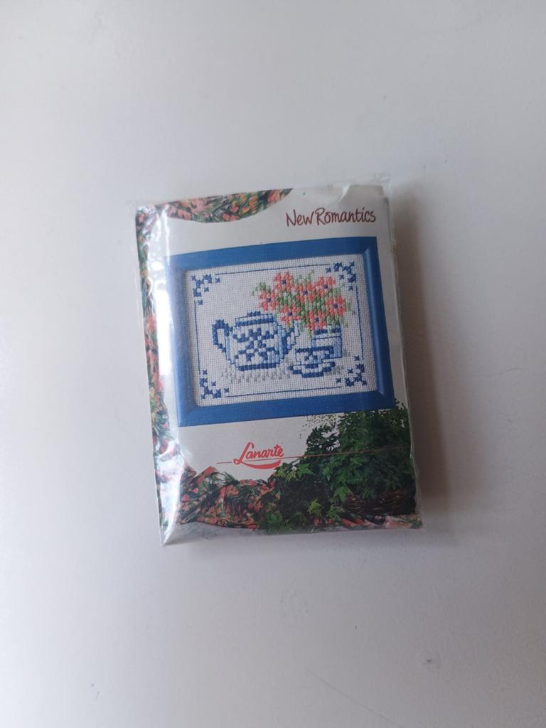 Lanarte  miniatuur borduurpakketje, Ophalen of Verzenden, Borduurpakket
