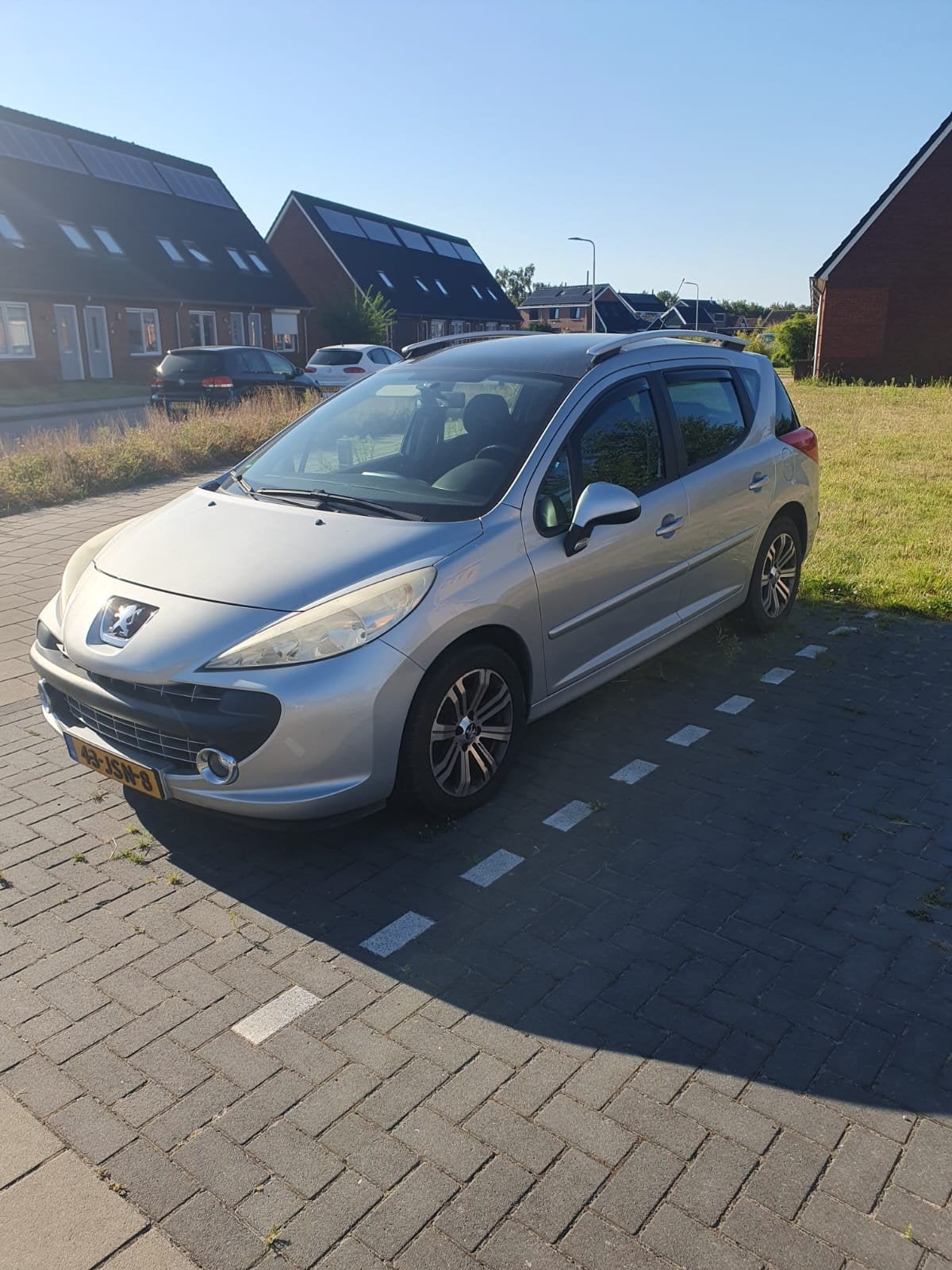 Peugeot 207 1.6 16V SW Outdoor 2007 Grijs met motorproblemen, Auto's, Particulier, Geïmporteerd, Te koop, 57 €/maand
